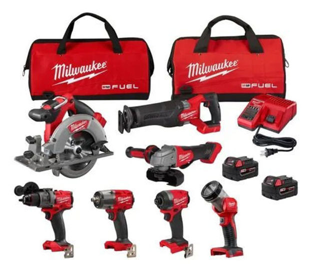 Imagen de COMBO 7 HERRAMIENTAS 18V CON 2 BATERÍAS 5AH MILWAUKEE